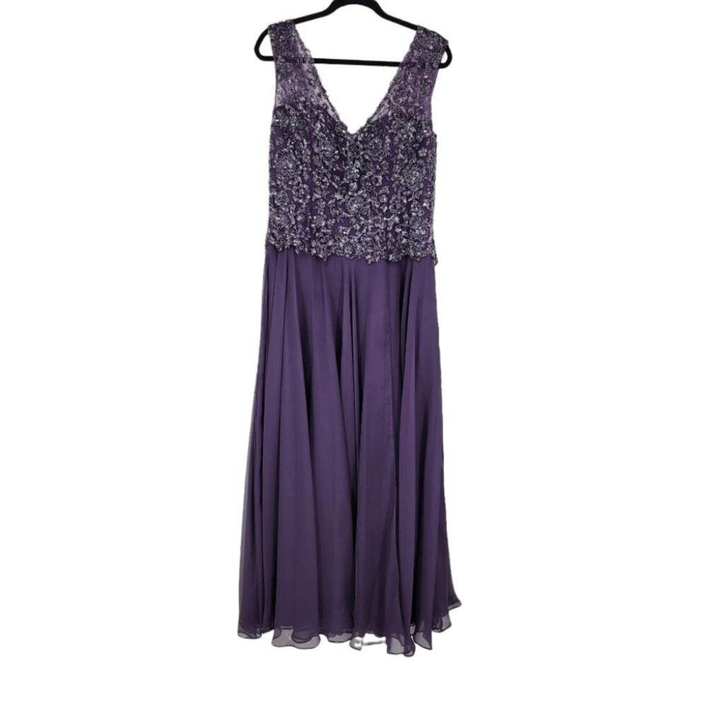 Montage Mon Cheri Purple Embroidered Embellished Sleeveless Gown Dress Size 14